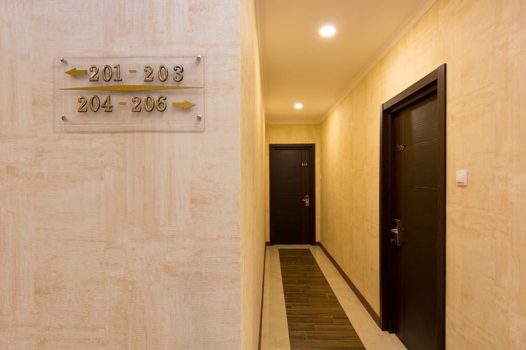 Apart Hotel Mx Tbilisi Esterno foto