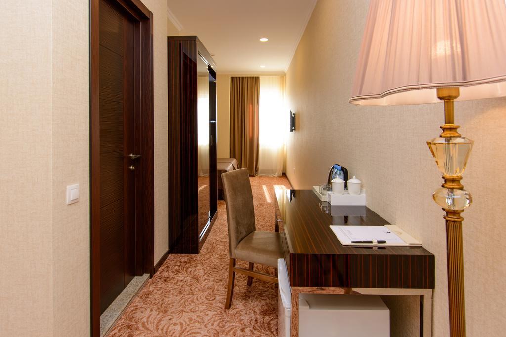 Apart Hotel Mx Tbilisi Esterno foto