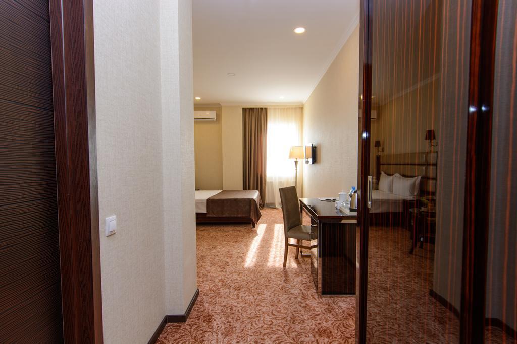 Apart Hotel Mx Tbilisi Esterno foto